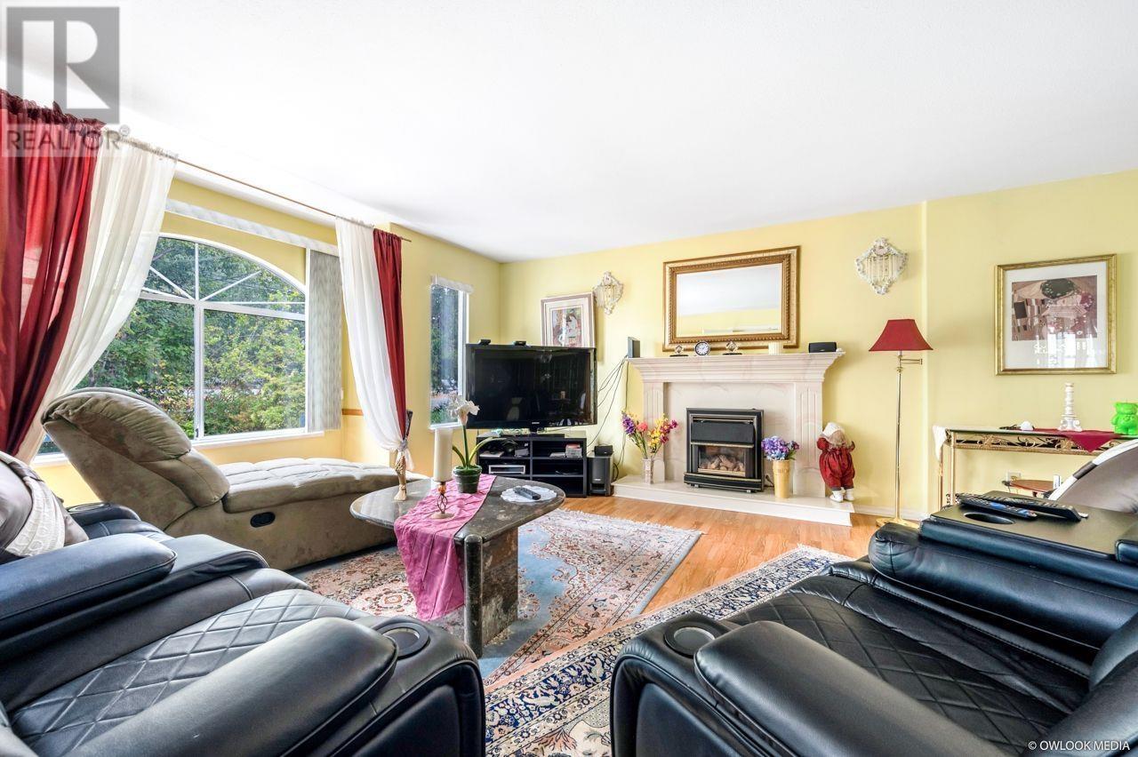 Property at 12540 WESTMINSTER HIGHWAY image 4