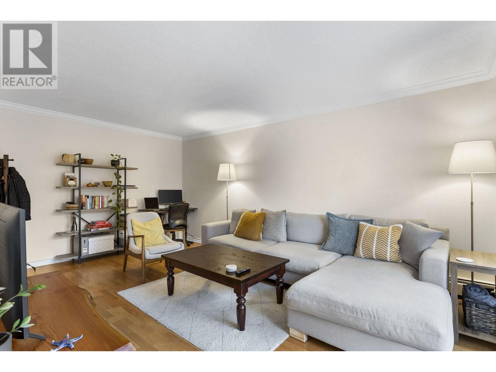 405 320 Royal Avenue, New Westminster, British Columbia V3L 5C6 - Photo 10 - R2948803