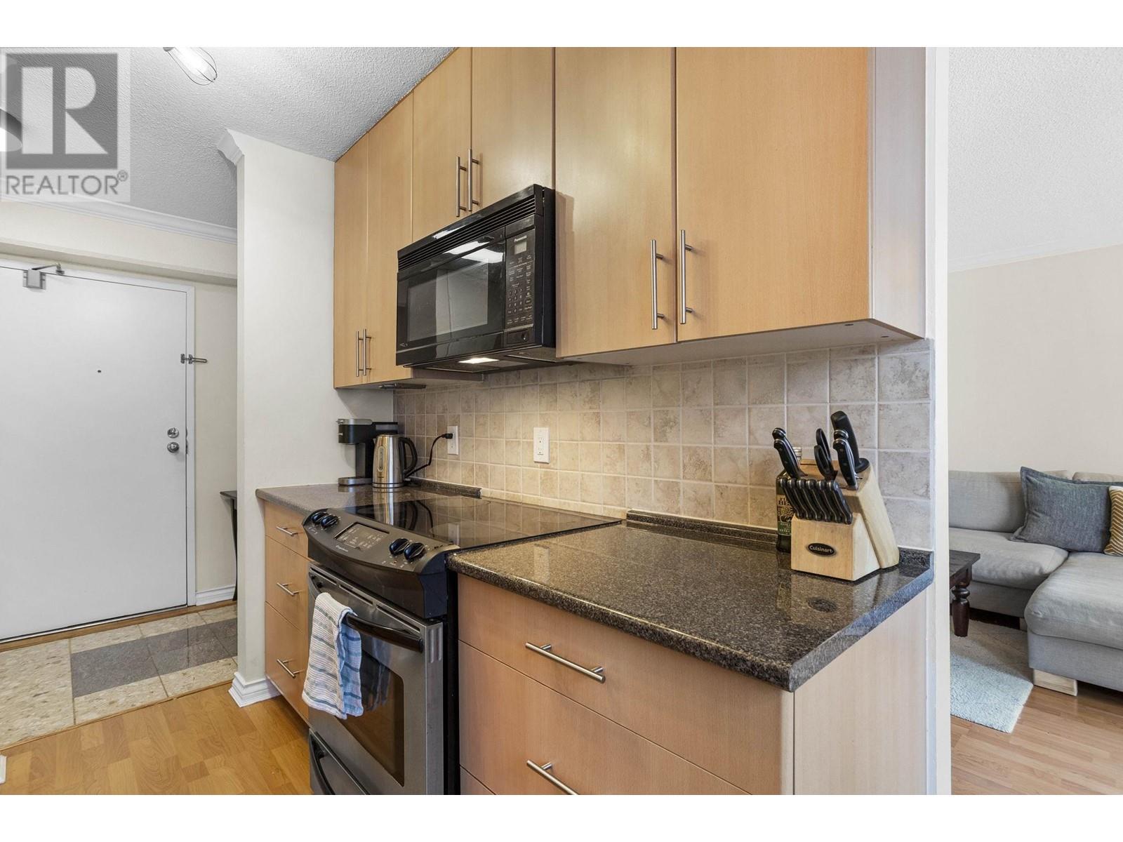 405 320 Royal Avenue, New Westminster, British Columbia V3L 5C6 - Photo 5 - R2948803