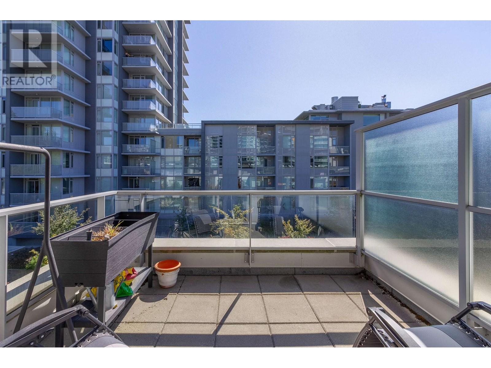 Listing Picture 13 of 31 : 118 9050 HIGHLAND COURT, Burnaby / 本拿比 - 魯藝地產 Yvonne Lu Group - MLS Medallion Club Member