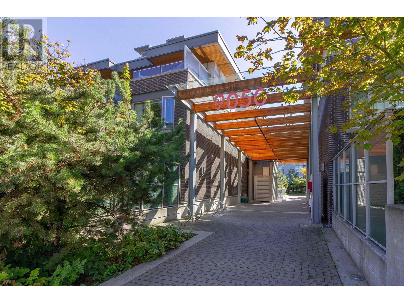 Listing Picture 24 of 31 : 118 9050 HIGHLAND COURT, Burnaby / 本拿比 - 魯藝地產 Yvonne Lu Group - MLS Medallion Club Member