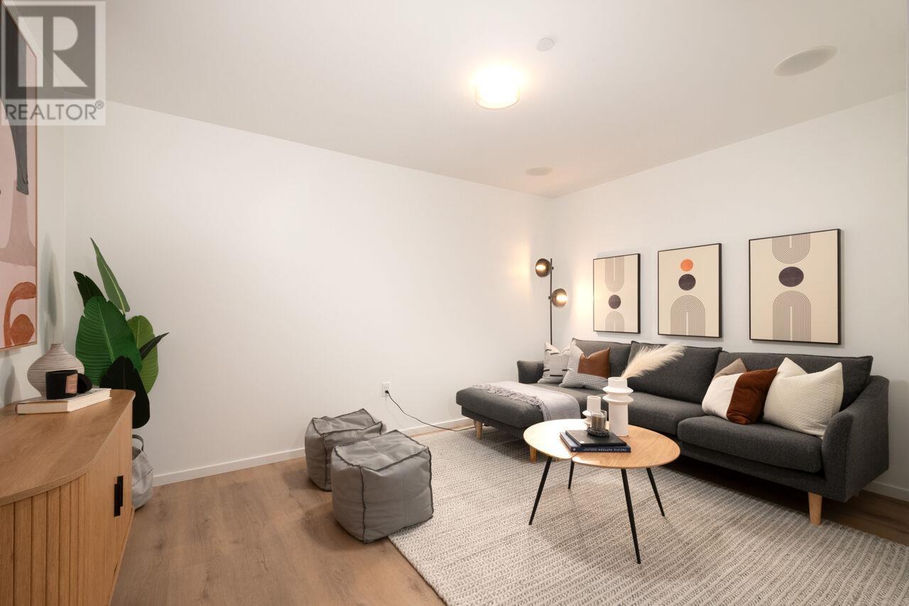 126 E 17th Avenue, Vancouver, British Columbia  V5V 1A4 - Photo 35 - R2948838