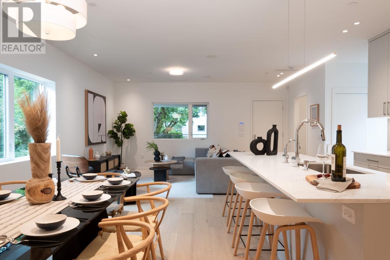 126 E 17th Avenue, Vancouver, British Columbia  V5V 1A4 - Photo 5 - R2948838