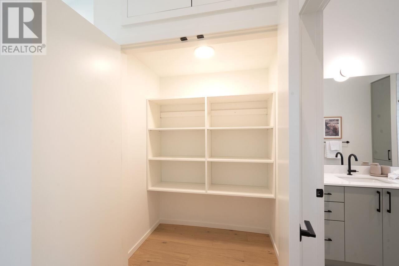 130 E 17th Avenue, Vancouver, British Columbia  V5V 1A4 - Photo 31 - R2948839