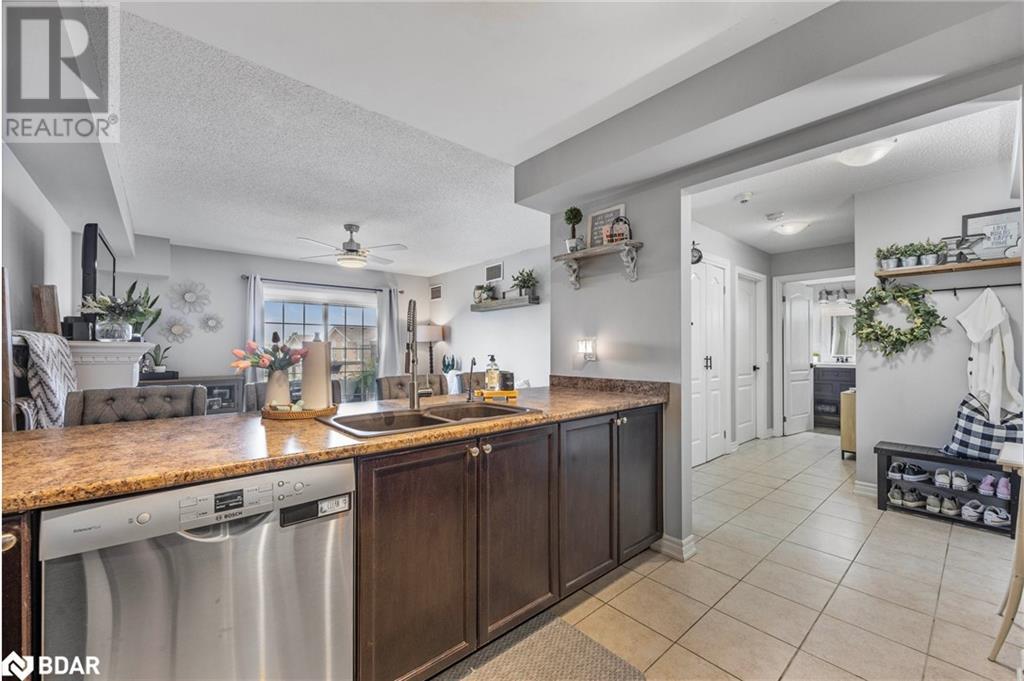 137 Sydenham Wells Unit# 25, Barrie, Ontario  L4M 0G7 - Photo 5 - 40683502