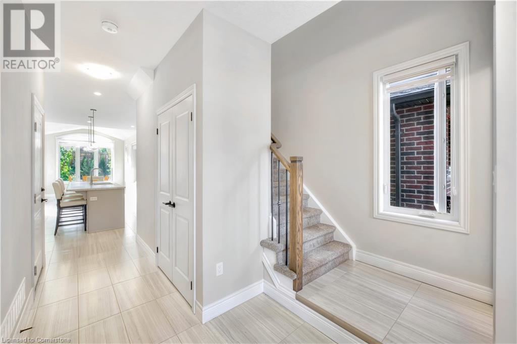 35 Loxleigh Lane, Breslau, Ontario  N0B 1M0 - Photo 5 - 40683378