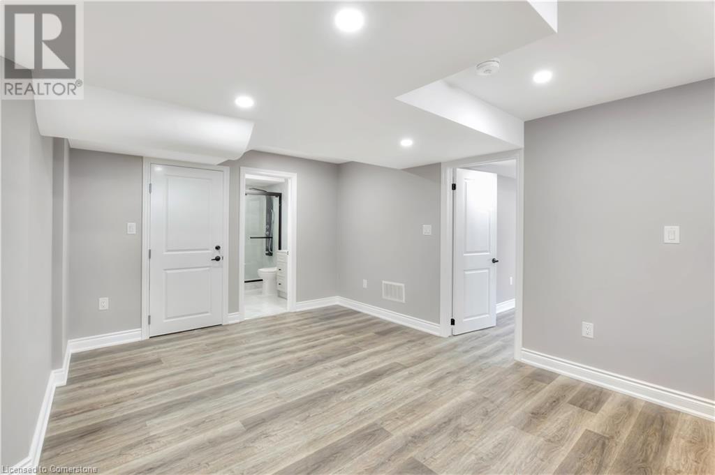 35 Loxleigh Lane, Breslau, Ontario  N0B 1M0 - Photo 34 - 40683384