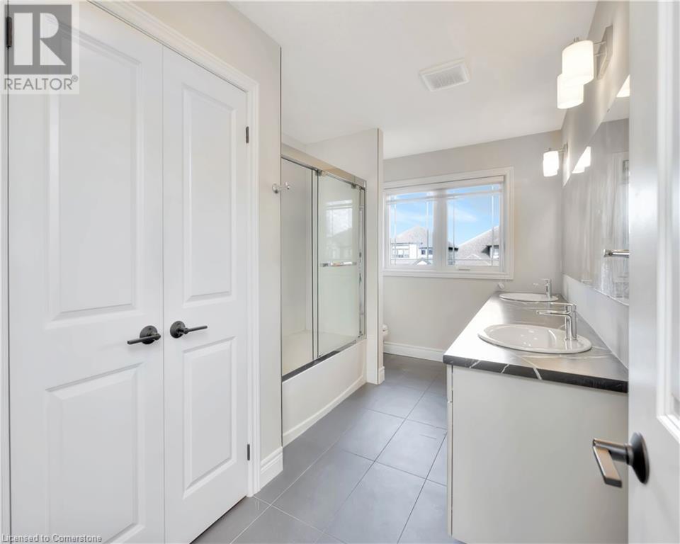 35 Loxleigh Lane, Breslau, Ontario  N0B 1M0 - Photo 22 - 40683384