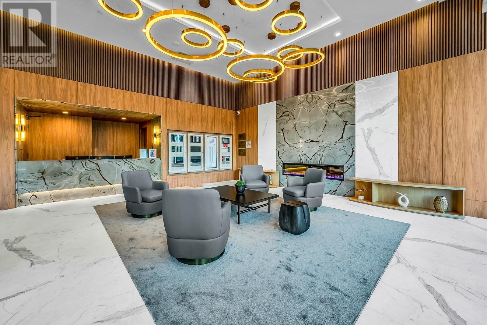 Listing Picture 2 of 35 : 1306 4168 LOUGHEED HIGHWAY, Burnaby / 本拿比 - 魯藝地產 Yvonne Lu Group - MLS Medallion Club Member