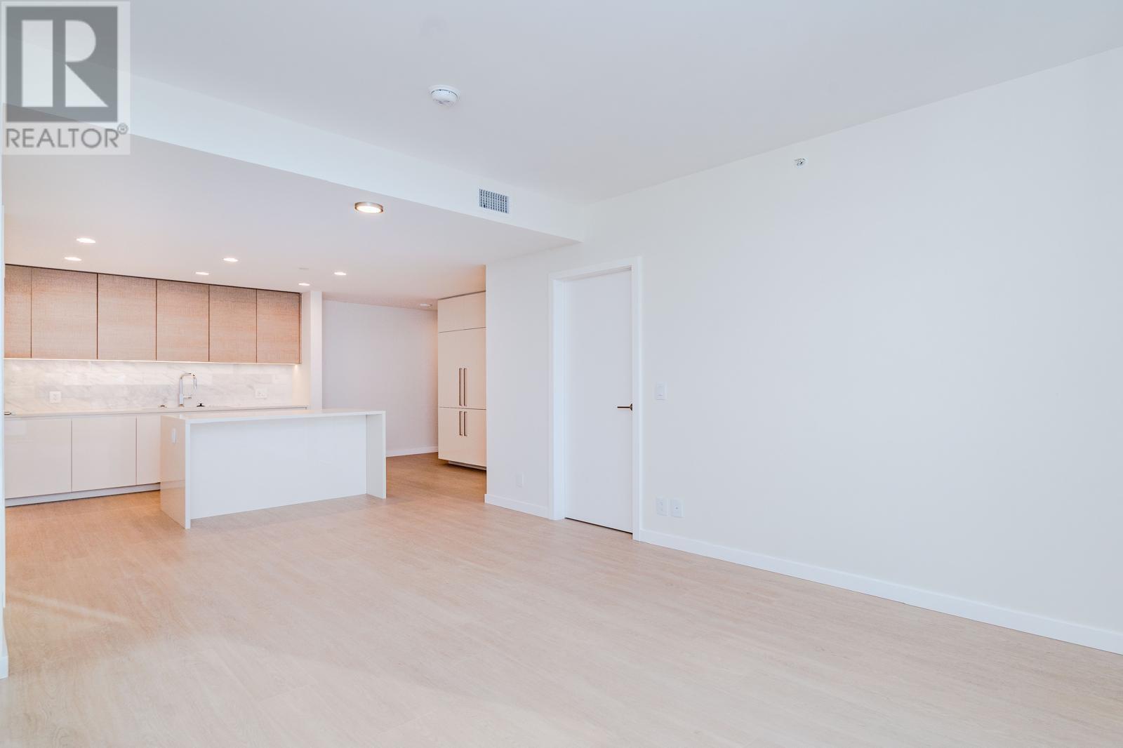 Listing Picture 8 of 35 : 1306 4168 LOUGHEED HIGHWAY, Burnaby / 本拿比 - 魯藝地產 Yvonne Lu Group - MLS Medallion Club Member