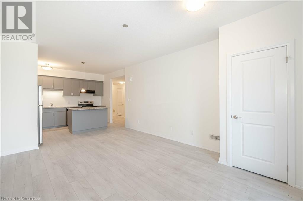 261 Woodbine Avenue Unit# 83, Kitchener, Ontario  N2R 0P7 - Photo 6 - 40683500