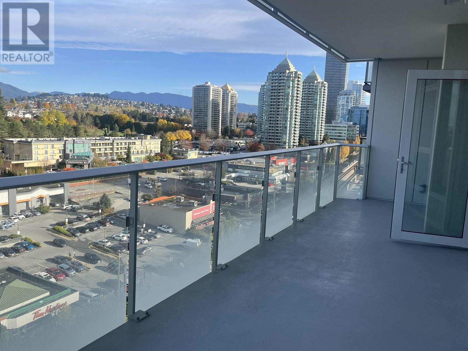 Listing Picture 35 of 35 : 1306 4168 LOUGHEED HIGHWAY, Burnaby / 本拿比 - 魯藝地產 Yvonne Lu Group - MLS Medallion Club Member