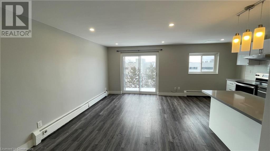 413 Hazel Street Unit# 401, Waterloo, Ontario  N2L 3P7 - Photo 8 - 40683404