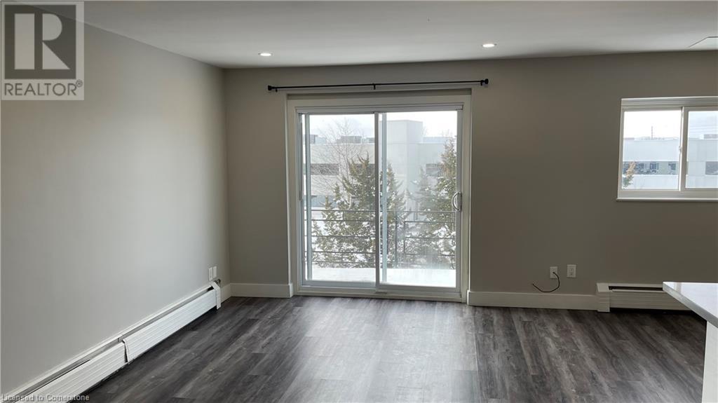 413 Hazel Street Unit# 401, Waterloo, Ontario  N2L 3P7 - Photo 6 - 40683404