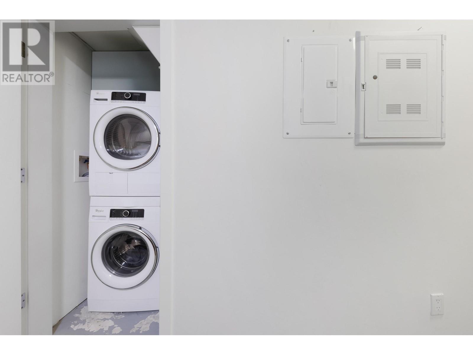 Listing Picture 24 of 29 : 2763 DUKE STREET, Vancouver / 溫哥華 - 魯藝地產 Yvonne Lu Group - MLS Medallion Club Member