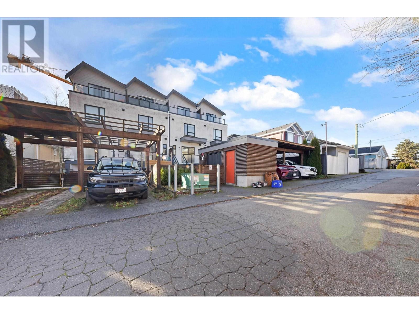 Listing Picture 28 of 29 : 2763 DUKE STREET, Vancouver / 溫哥華 - 魯藝地產 Yvonne Lu Group - MLS Medallion Club Member