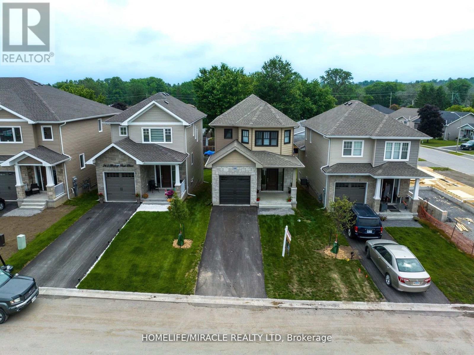 Property at 249 HERITAGE PARK DRIVE image 1