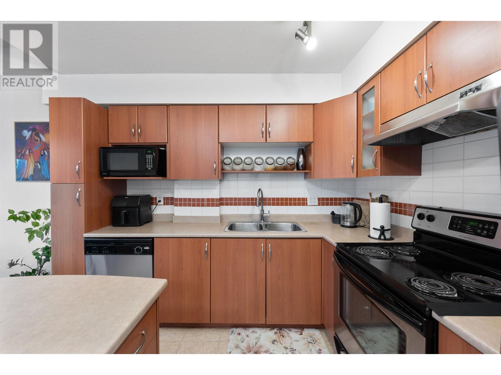 106 160 Shoreline Circle, Port Moody, British Columbia  V3H 0B2 - Photo 9 - R2948868