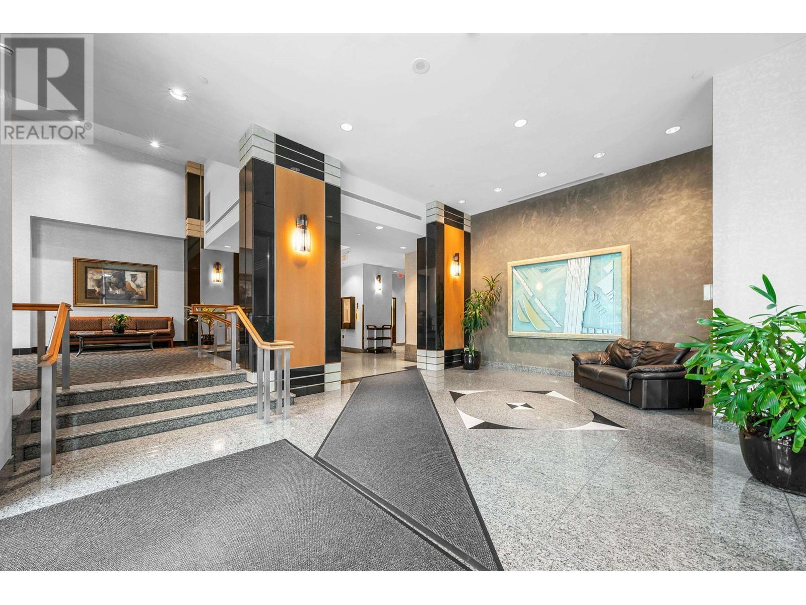 Listing Picture 5 of 38 : 603 560 CARDERO STREET, Vancouver / 溫哥華 - 魯藝地產 Yvonne Lu Group - MLS Medallion Club Member