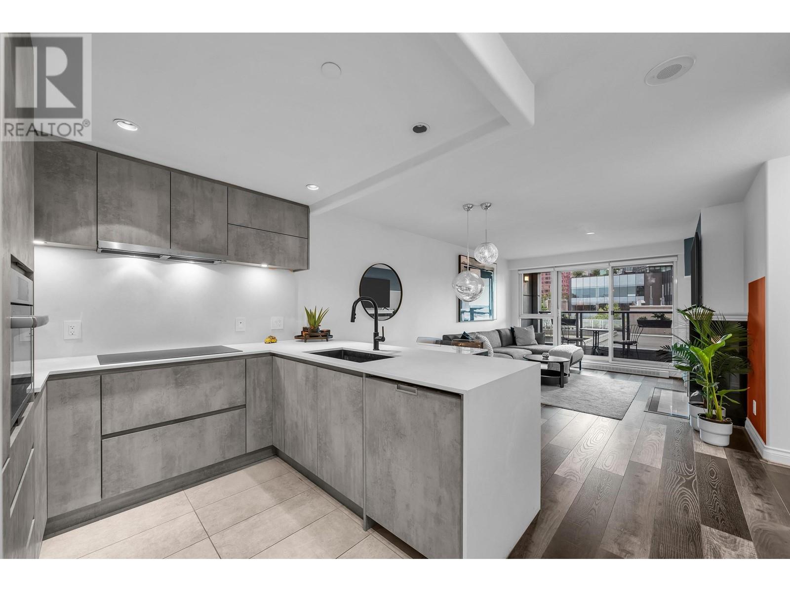 Listing Picture 7 of 38 : 603 560 CARDERO STREET, Vancouver / 溫哥華 - 魯藝地產 Yvonne Lu Group - MLS Medallion Club Member