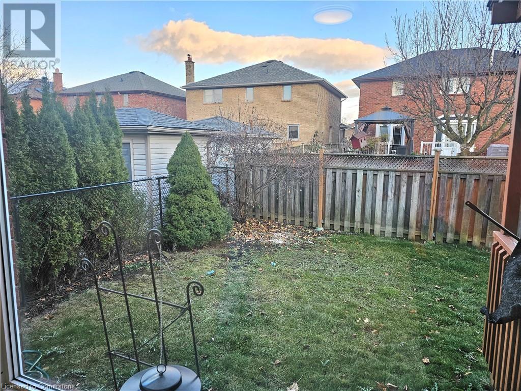 486 Dicenzo Drive, Hamilton, Ontario  L9B 2C4 - Photo 30 - 40683414