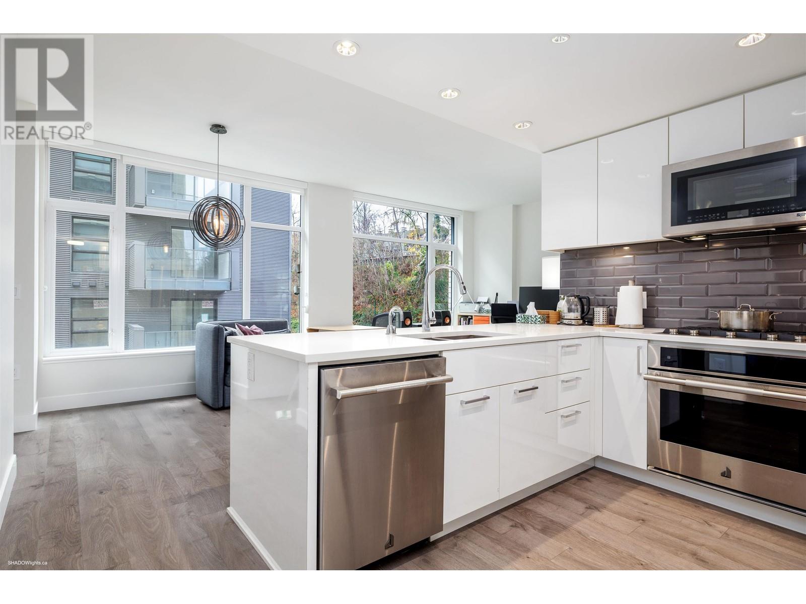 Listing Picture 9 of 24 : 212 3451 SAWMILL CRESCENT, Vancouver / 溫哥華 - 魯藝地產 Yvonne Lu Group - MLS Medallion Club Member