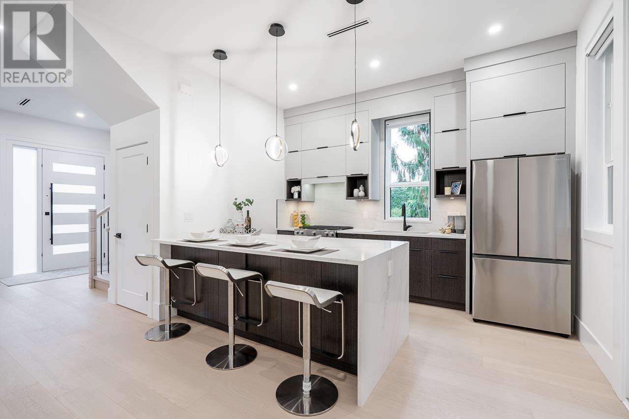 102 942 Stewart Avenue, Coquitlam, British Columbia  V3K 2N6 - Photo 11 - R2948937