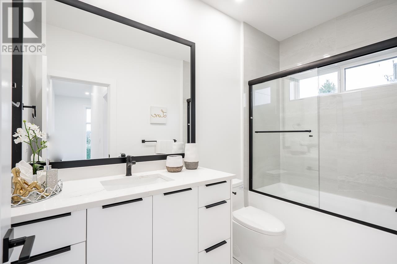 102 942 Stewart Avenue, Coquitlam, British Columbia  V3K 2N6 - Photo 34 - R2948937