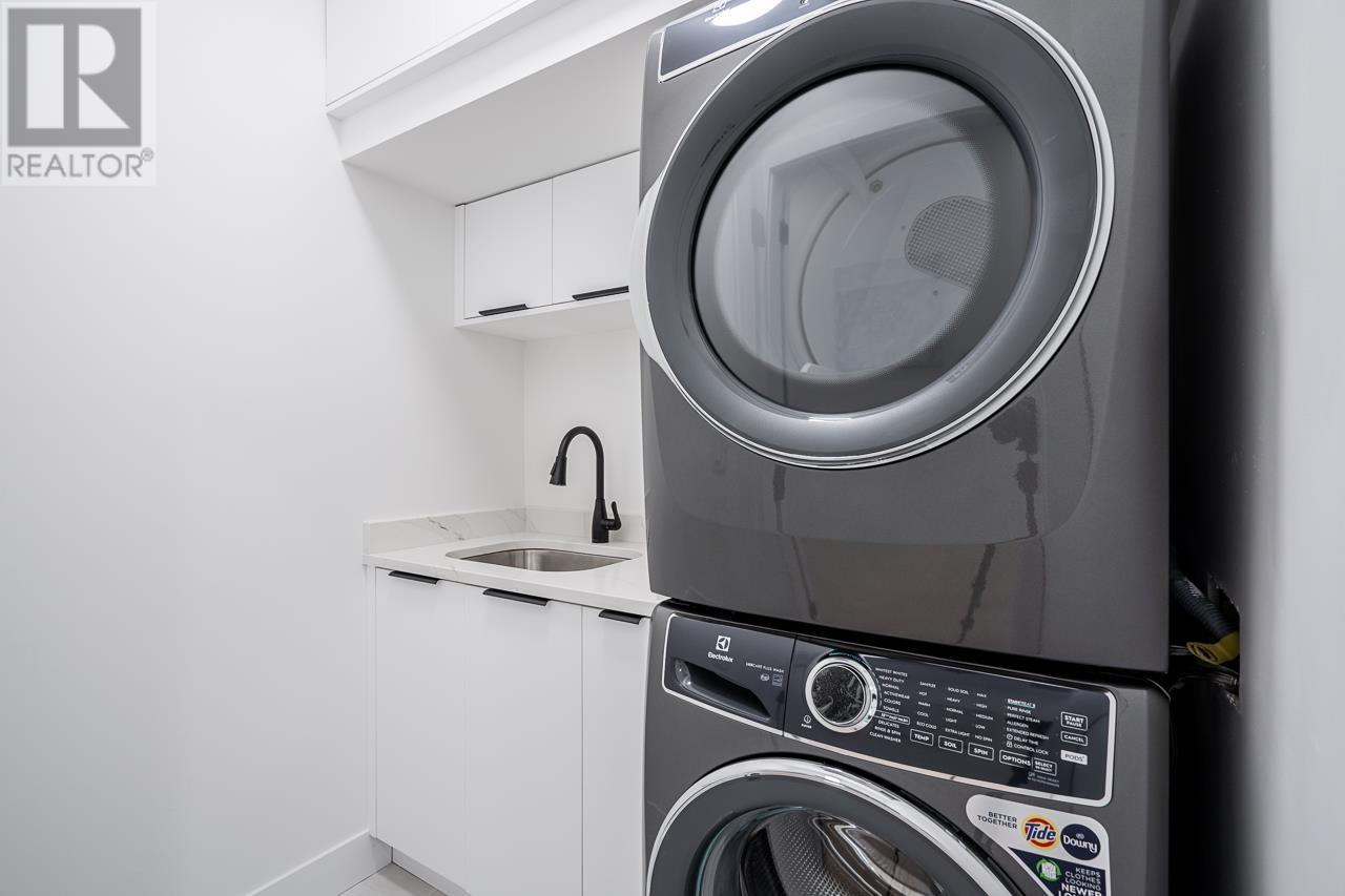 102 942 Stewart Avenue, Coquitlam, British Columbia  V3K 2N6 - Photo 35 - R2948937