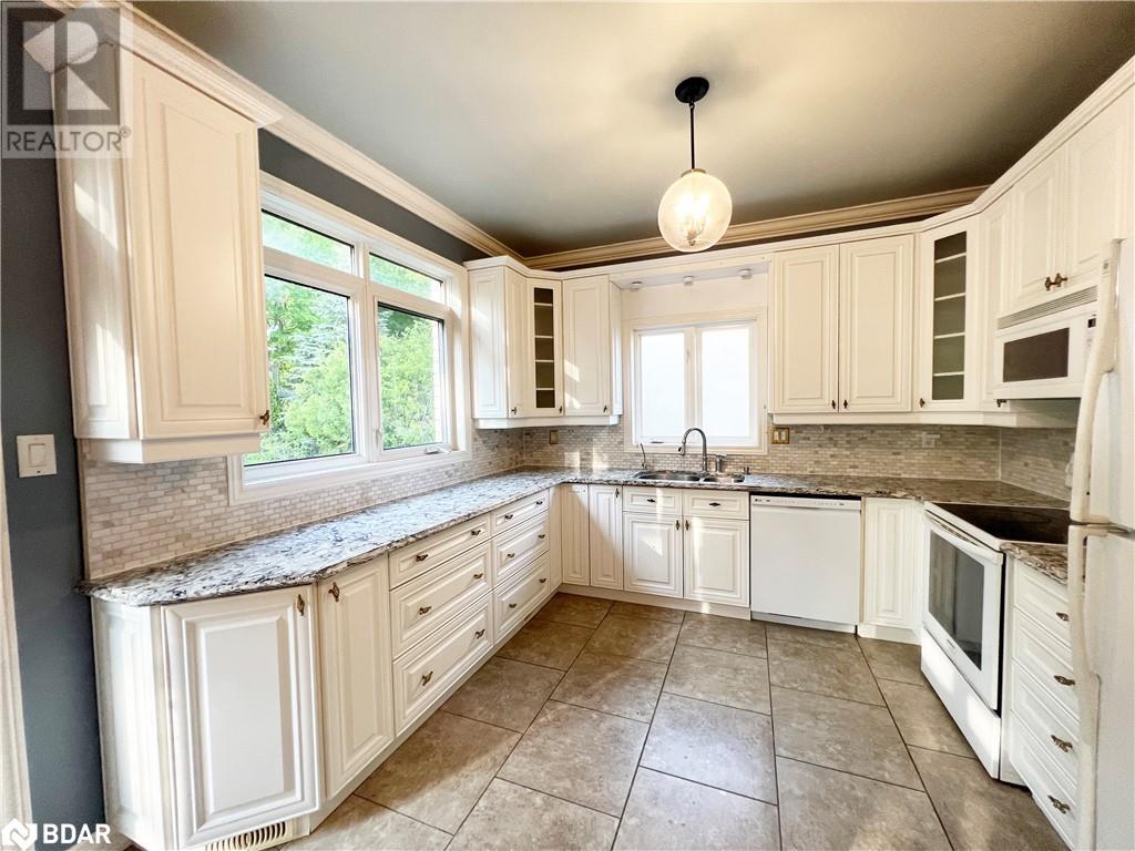 33 Cumming Drive, Barrie, Ontario  L4N 0C5 - Photo 14 - 40683498