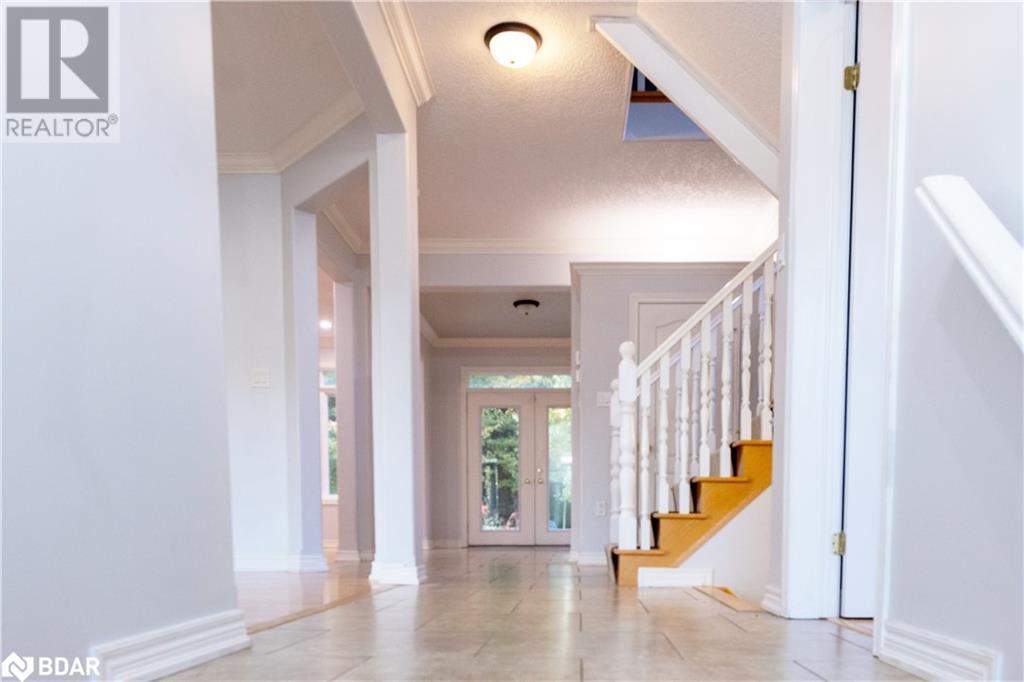 33 Cumming Drive, Barrie, Ontario  L4N 0C5 - Photo 4 - 40683498