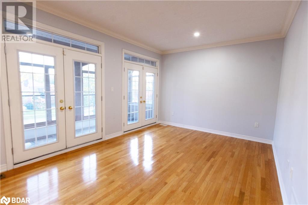 33 Cumming Drive, Barrie, Ontario  L4N 0C5 - Photo 7 - 40683498