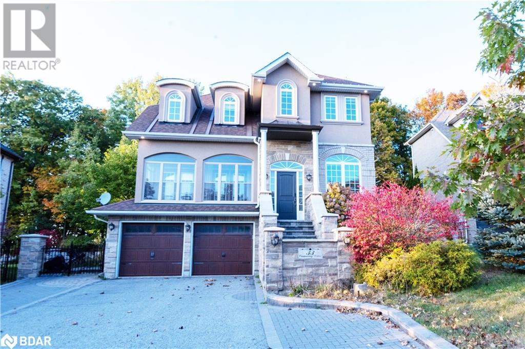 33 CUMMING Drive, barrie, Ontario