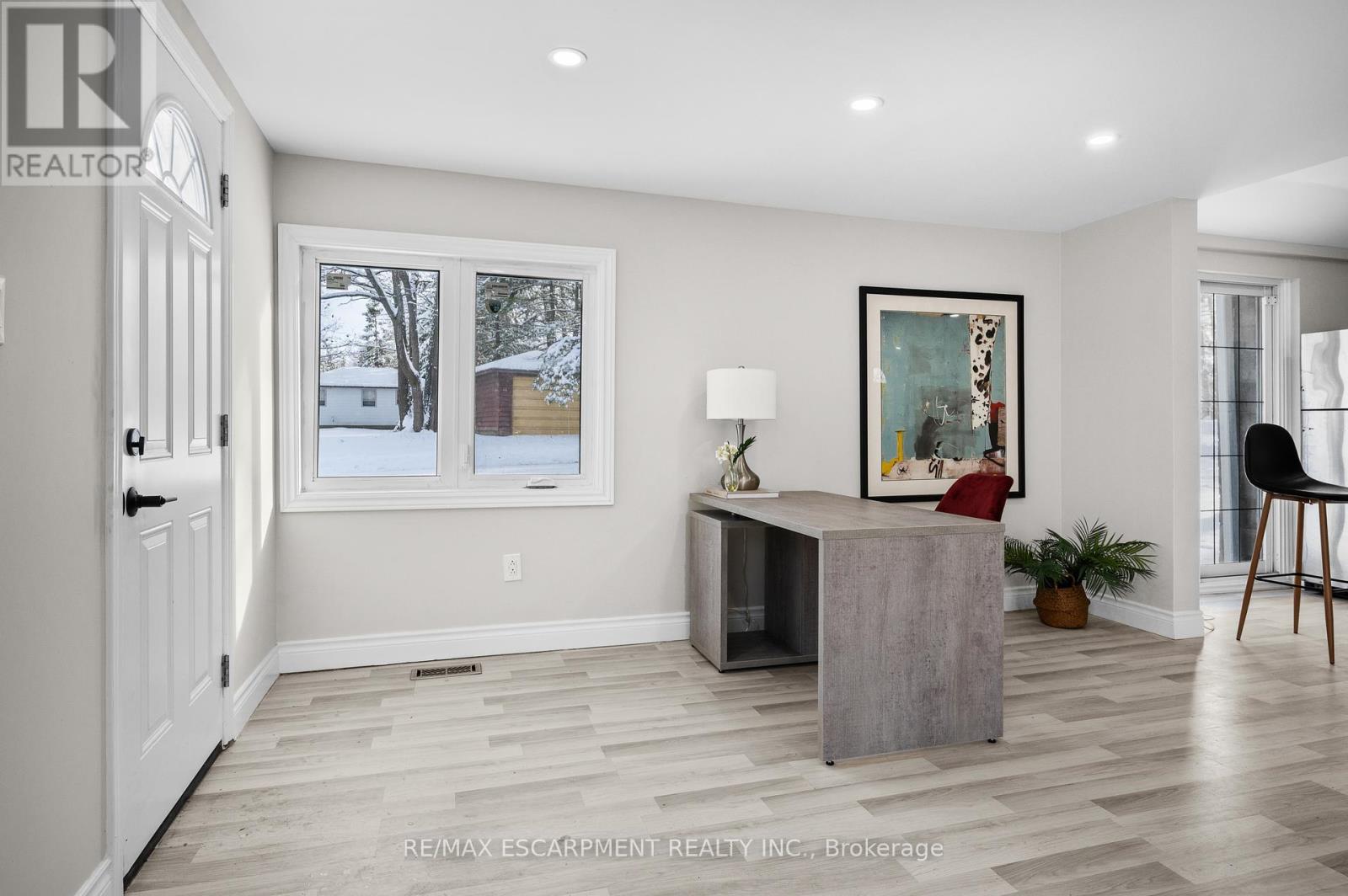 1509 Mosley Street, Wasaga Beach, Ontario  L9Z 2B7 - Photo 4 - S11882001