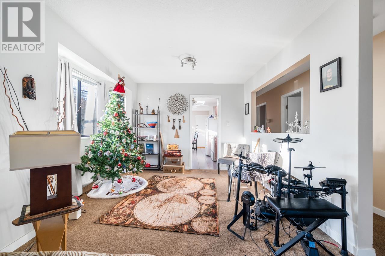 3003 Sunnyhurst Road, North Vancouver, British Columbia  V7K 2G4 - Photo 10 - R2948415