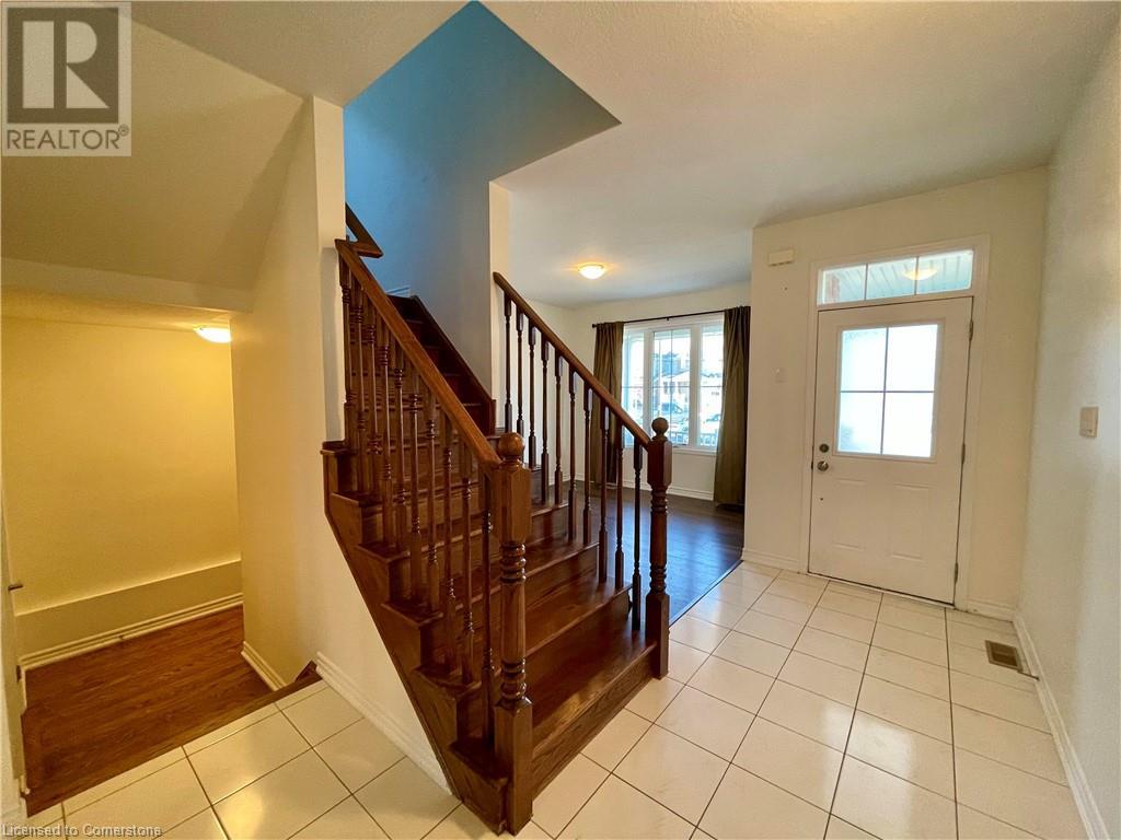 18 Forest Grove Lane, Kitchener, Ontario  N2R 0G3 - Photo 3 - 40677750