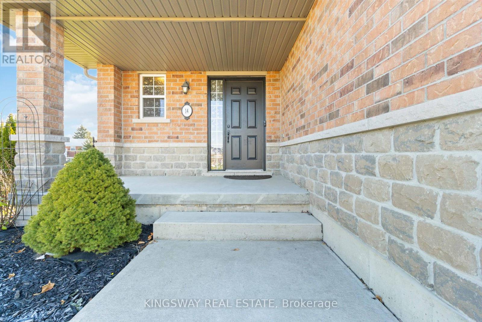 14 Pike Creek Drive, Haldimand, Ontario  N0A 1E0 - Photo 4 - X11882052