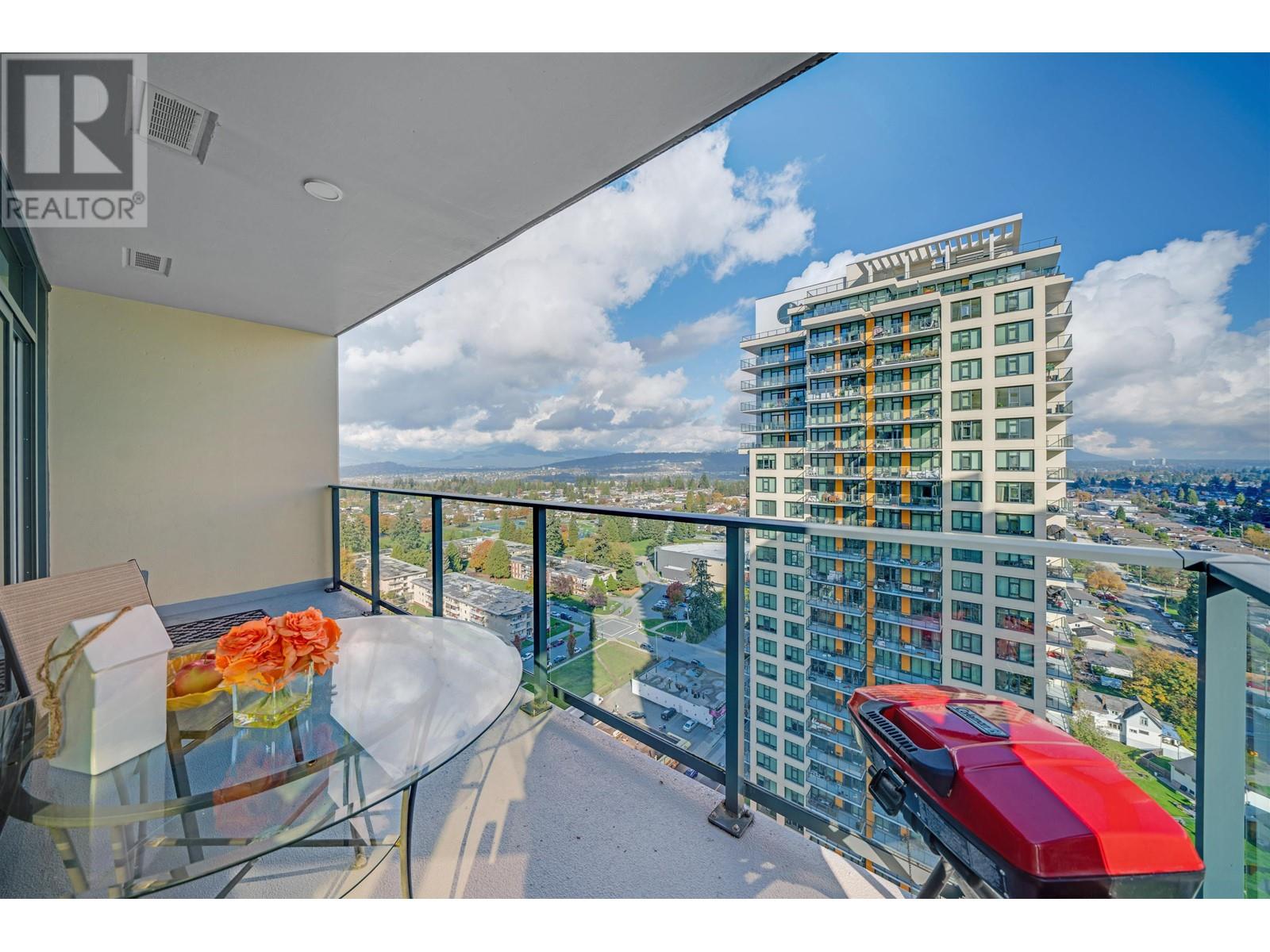 2305 7358 Edmonds Street, Burnaby, British Columbia V3N 0H1 - Photo 3 - R2939844