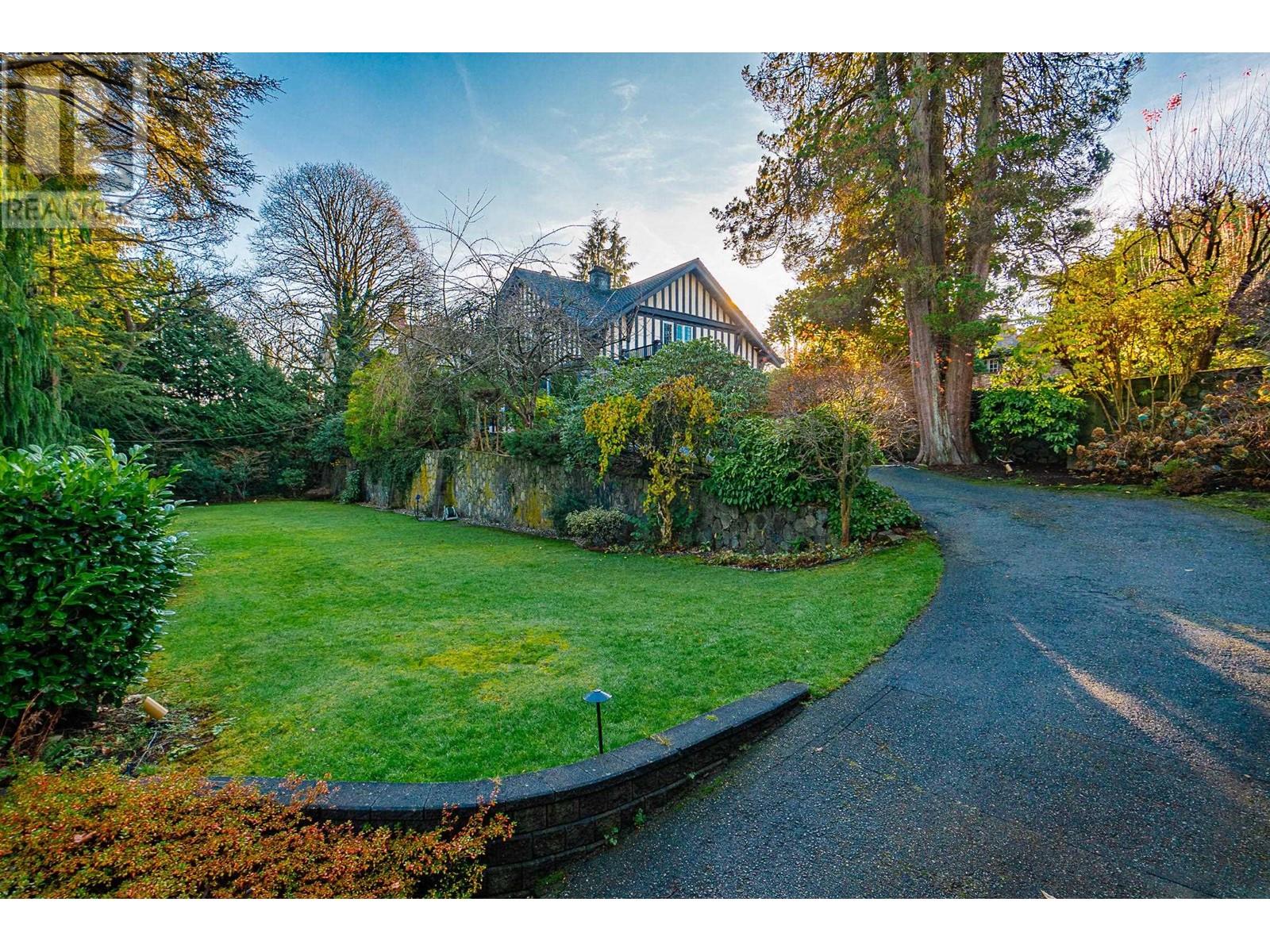 1080 Wolfe Avenue, Vancouver, British Columbia  V6H 1V8 - Photo 33 - R2948454