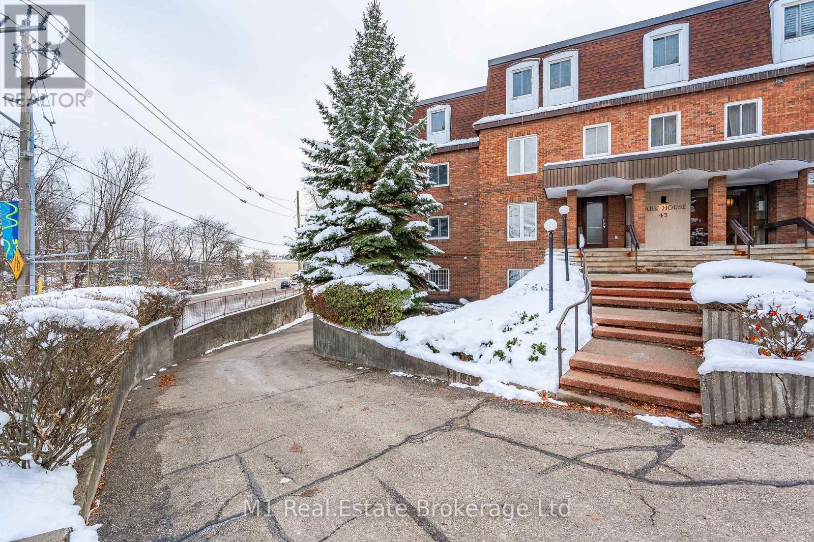 302 - 43 Caroline Street N, Waterloo, Ontario  N2L 2Y5 - Photo 3 - X11882082