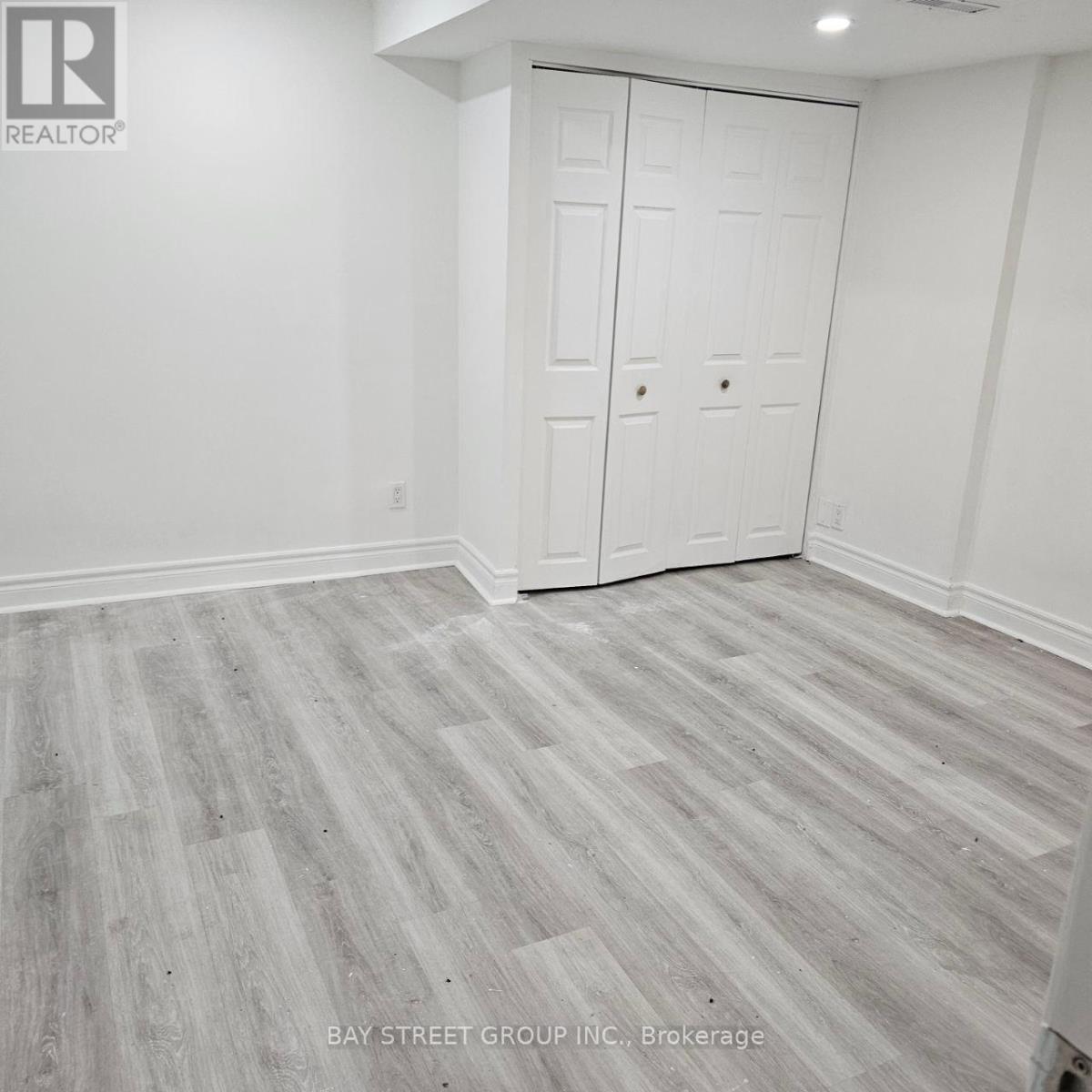 2 - 63 Yorkland Street, Richmond Hill, Ontario  L4C 9Z4 - Photo 6 - N11882061