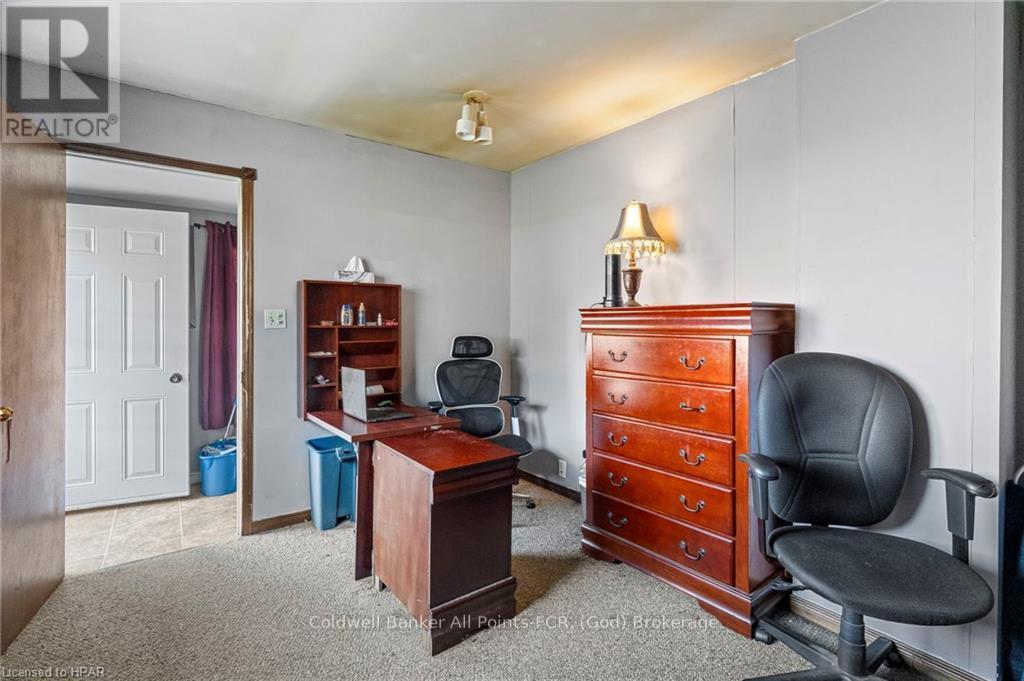 345 Huron Road, Goderich, Ontario  N7A 3A4 - Photo 11 - X10780518