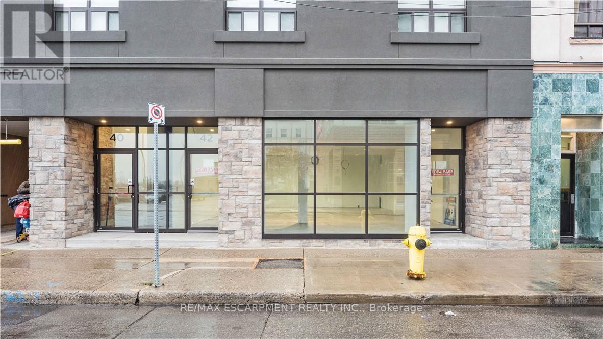 40-42 Dalhousie Street, Brantford, Ontario  N3T 2H8 - Photo 3 - X11882092