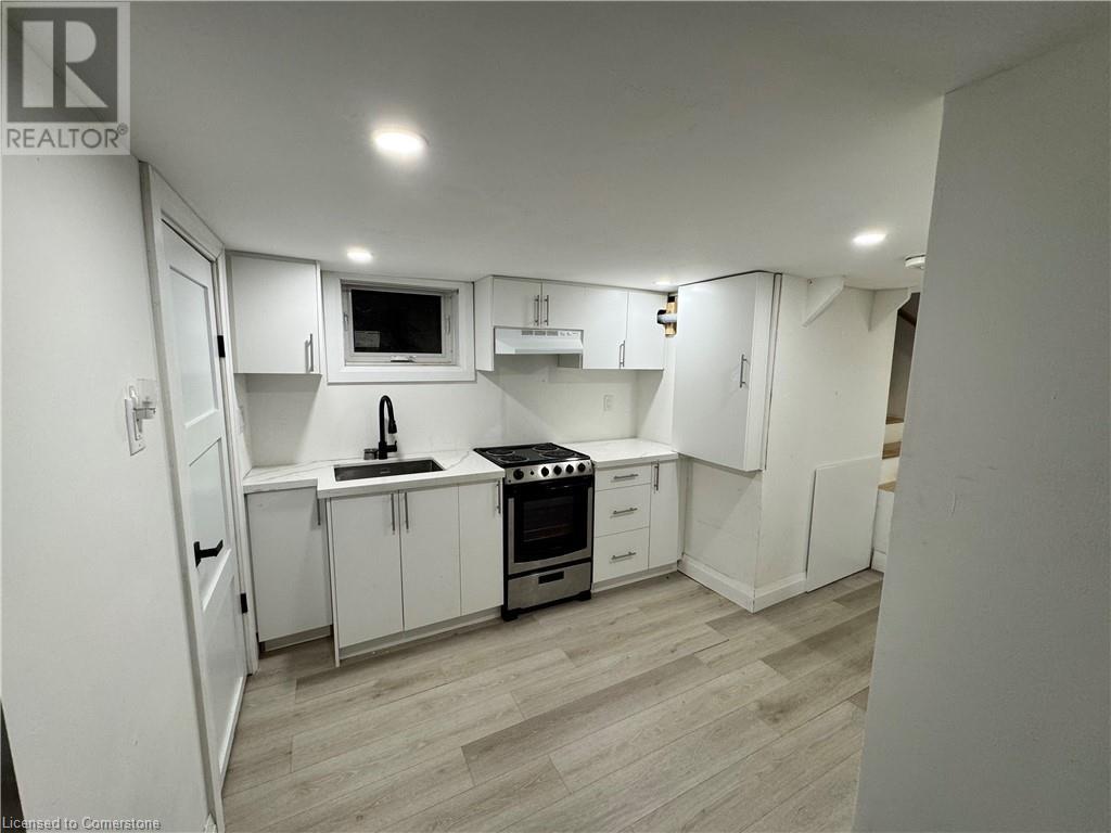 128 Homewood Avenue, Kitchener, Ontario  N2M 1W9 - Photo 2 - 40683548