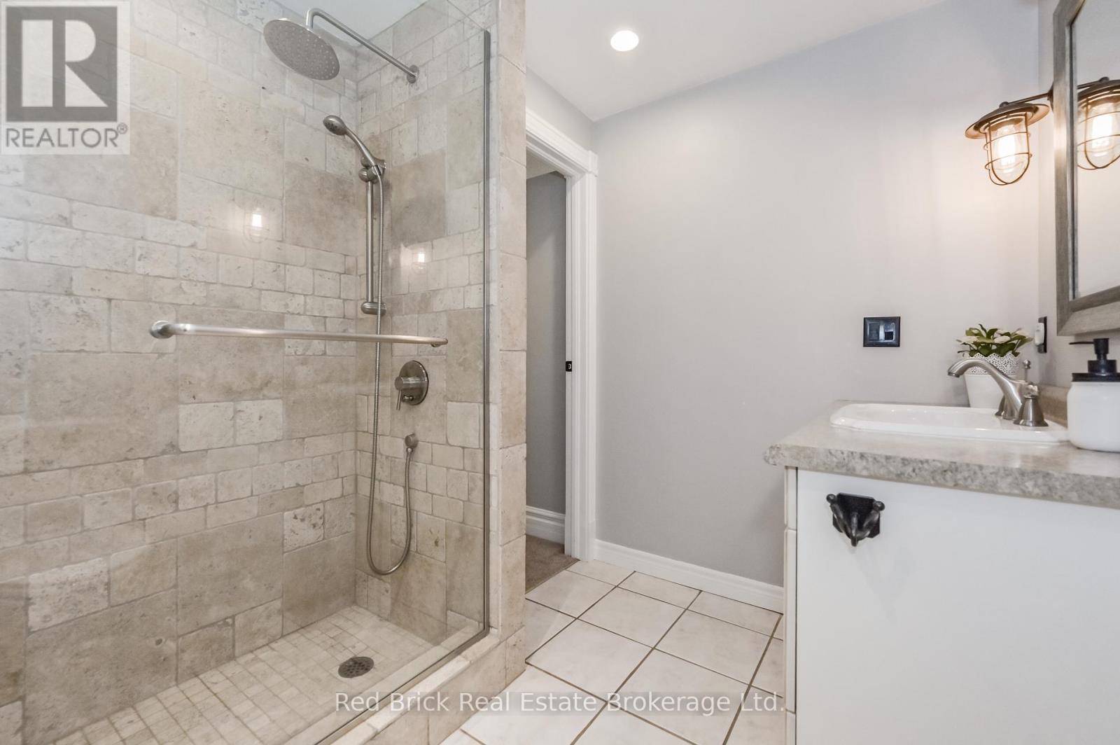 53 Victoria StreetCentre Wellington (Elora/salem), Ontario  N0B 1S0 - Photo 20 - X11882184