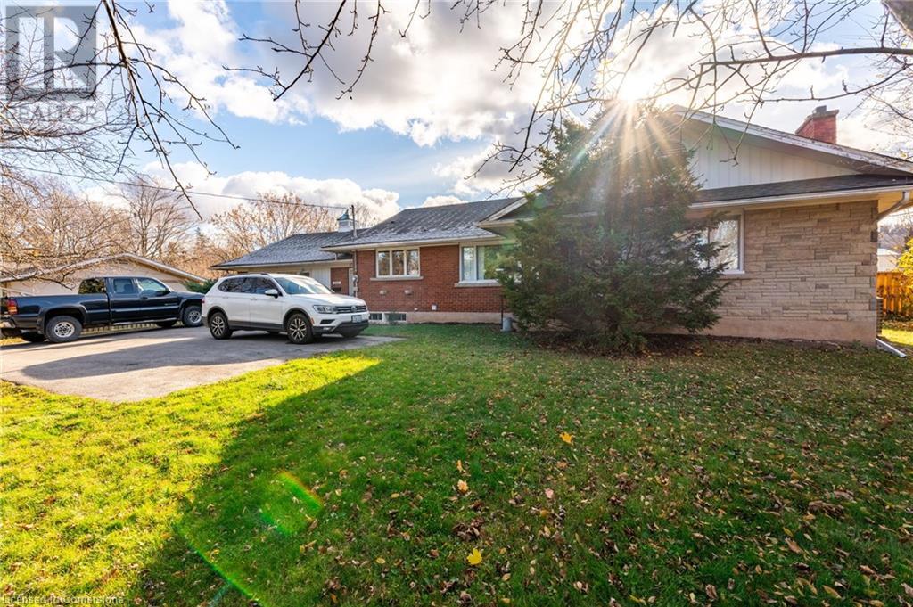 248 Main Street E, Grimsby, Ontario  L3M 5P8 - Photo 3 - 40683308