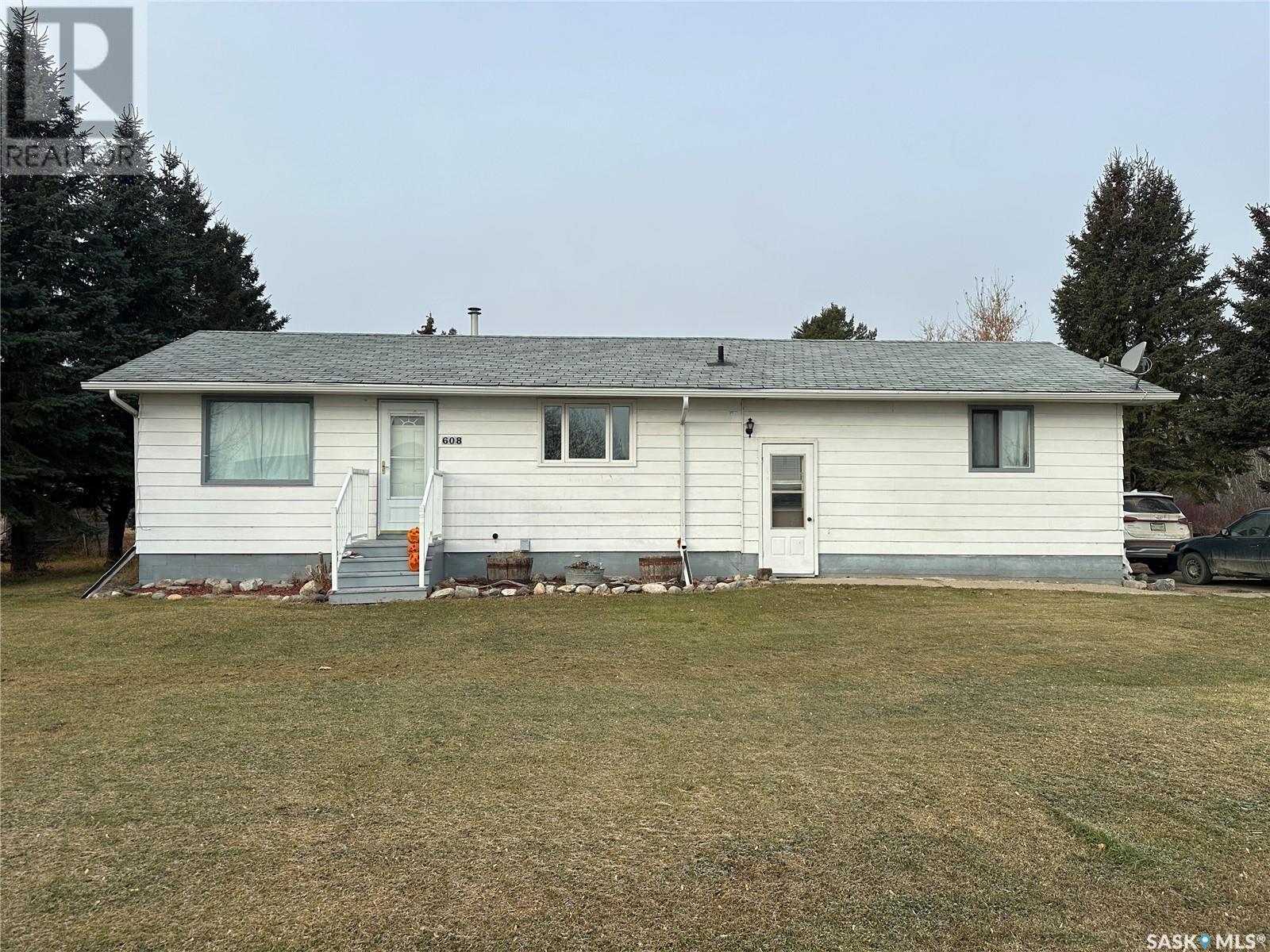 608 2nd AVENUE E, buchanan, Saskatchewan