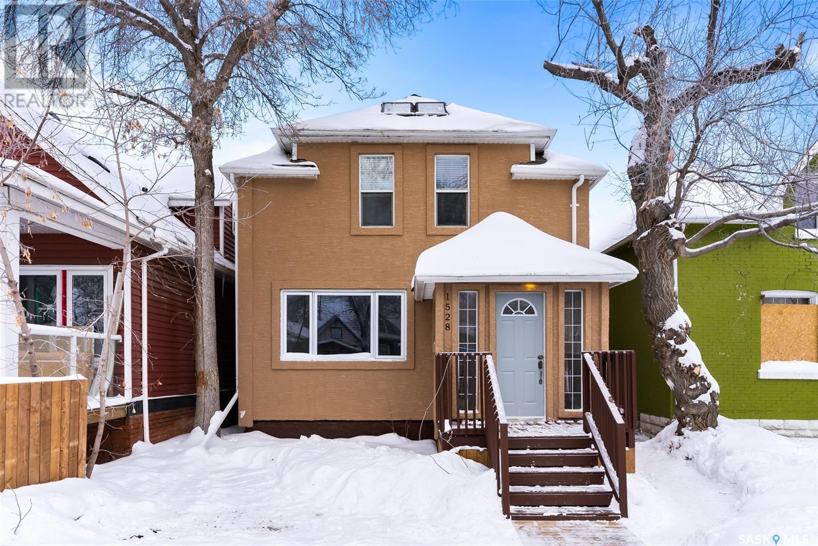 1528 Victoria AVENUE, regina, Saskatchewan