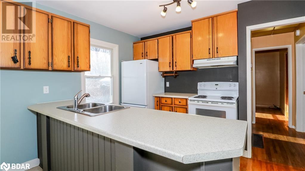 65 Strabane Avenue, Barrie, Ontario  L4M 2A1 - Photo 8 - 40683409