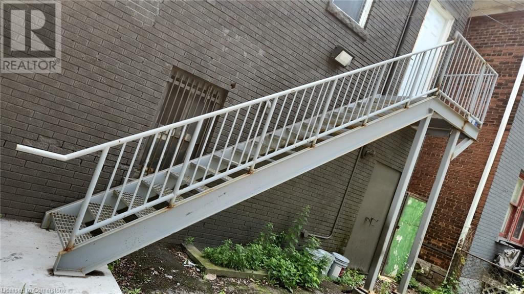 132 Prospect Street S Unit# 1, Hamilton, Ontario  L8M 1M4 - Photo 8 - 40672578